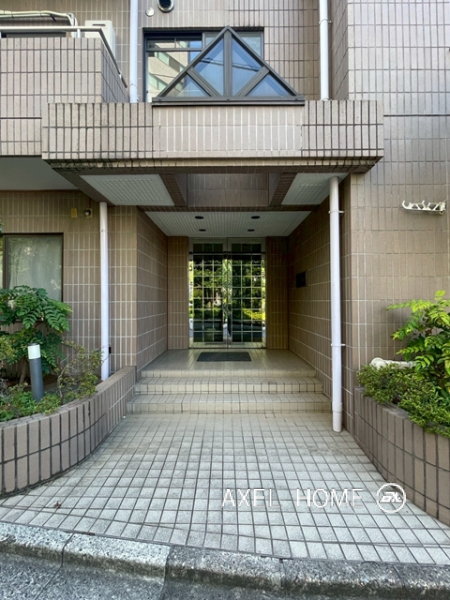四谷アロービル