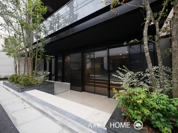 OPEN RESIDENCIA表参道神宮前THE HOUSE（オープンレジデンシア表参道神宮前ザハウス）　
