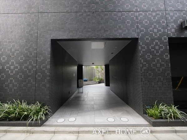 ZOOM新宿南First(ズーム新宿南ファースト)
