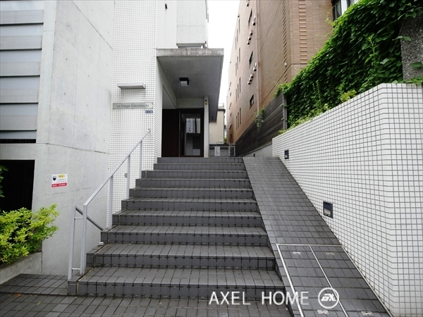 ラ・ステージ坂町　