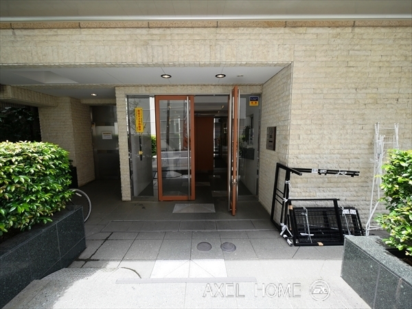 パレステュディオ新宿御苑前