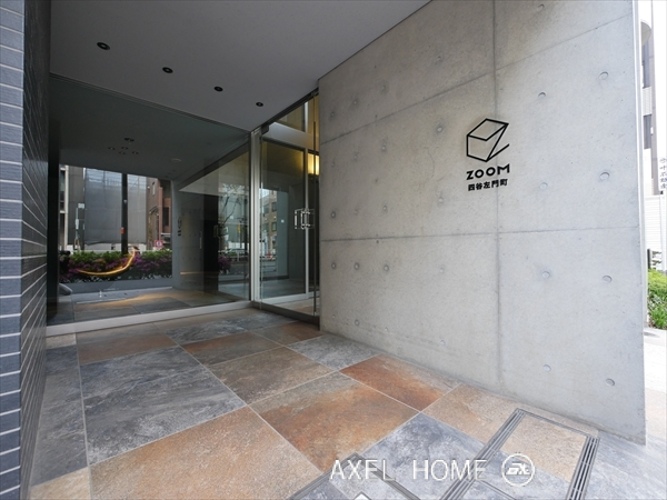 ZOOM四谷左門町 (ズーム四谷左門町)