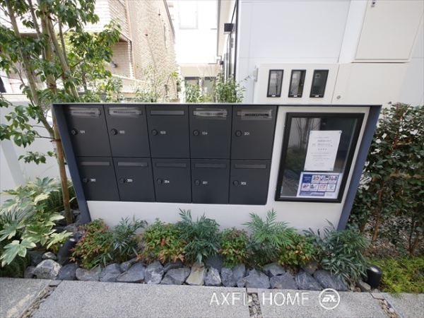 グランエッグス四谷S