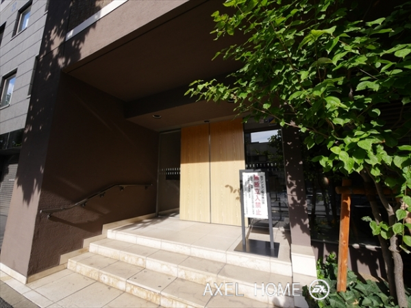 ライフェール新宿御苑ノースサイド