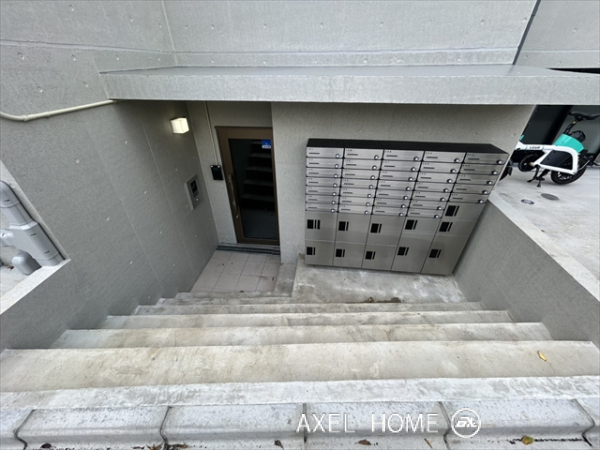 アグライア新宿横寺町（Aglaia新宿横寺町）