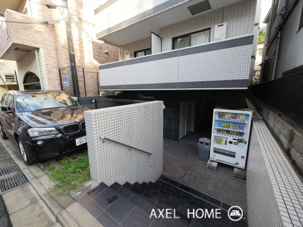 ヴェローナ信濃町ルッソ（Ｖerona信濃町Lusso）　