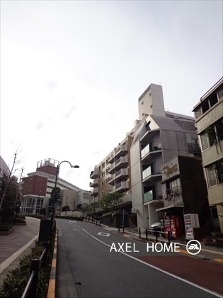 ＡＫＡＳＡＫＡ Ｋ ＦＬＡＴＳ