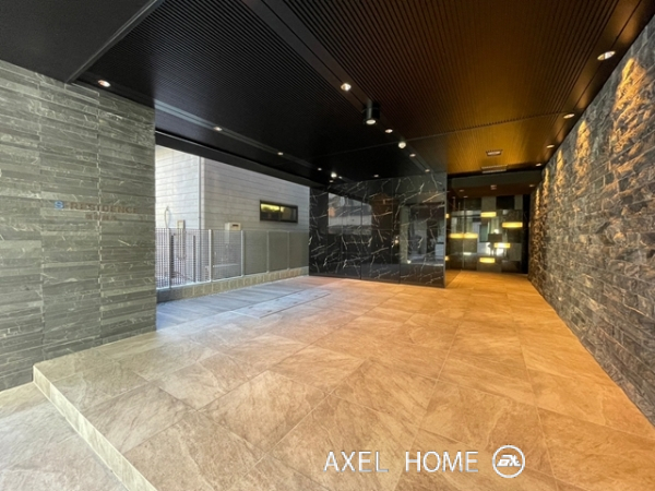 S-RESIDENCE新宿御苑 (エスレジデンス新宿御苑)