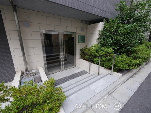 ランヴィ四谷三栄町　