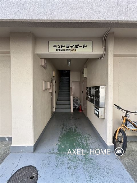 マンショントライポート
