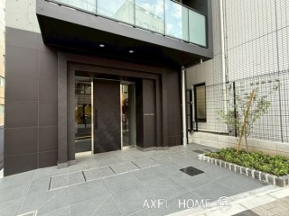 La Perla Yotsuya (ラペルラ四谷)