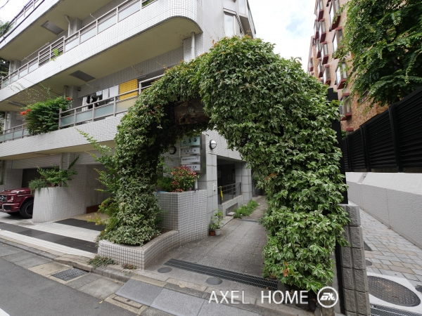 白草庵　(ビャクソウアン)