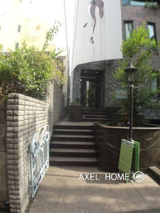 原宿MOA　(住居・事務所)