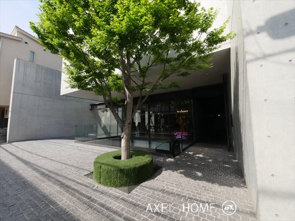 BASE神宮前　（店舗・事務所）