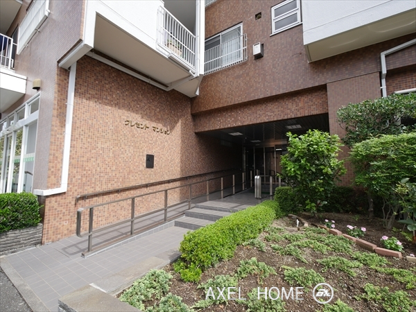 クレセントマンション