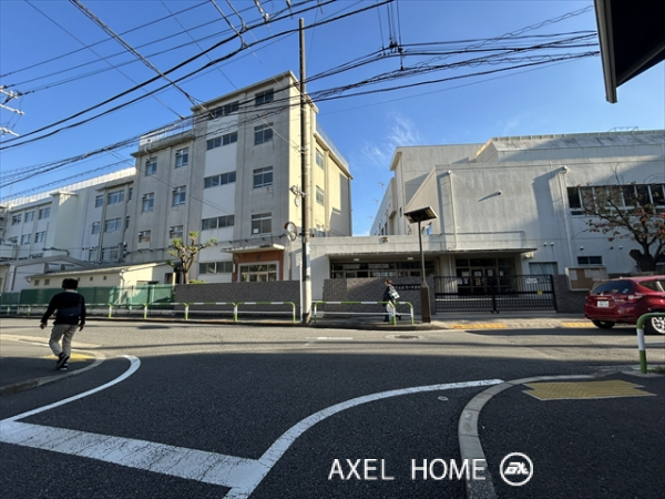 リバーハウス