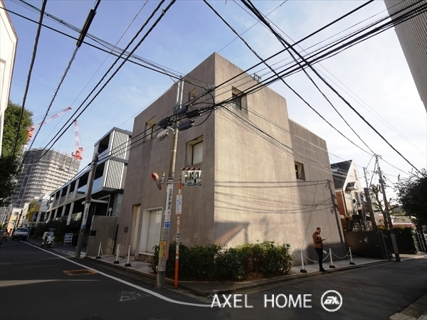 Ｊ－Ｈｏｕｓｅ　（ジェイハウス）