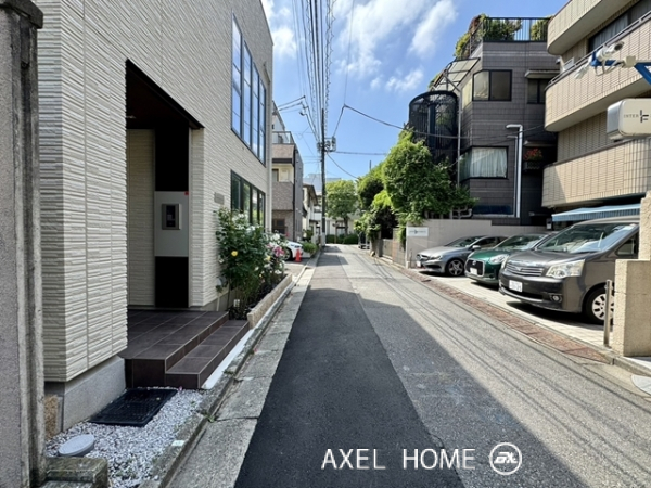 カラフル外苑パイナップル