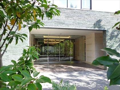 The Upper House （ザ・アッパーハウス）