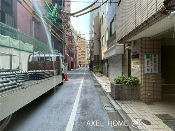 ラタンビル