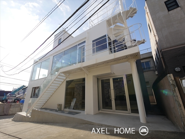 ＡＣＥ神宮前　（店舗）