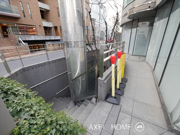 ファノス表参道　（店舗・事務所）