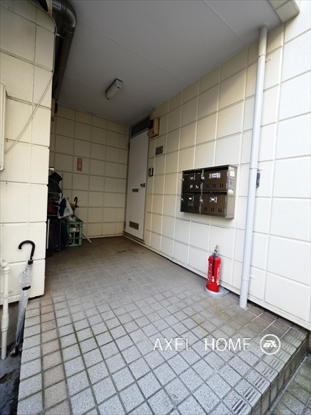 四谷ホームズ