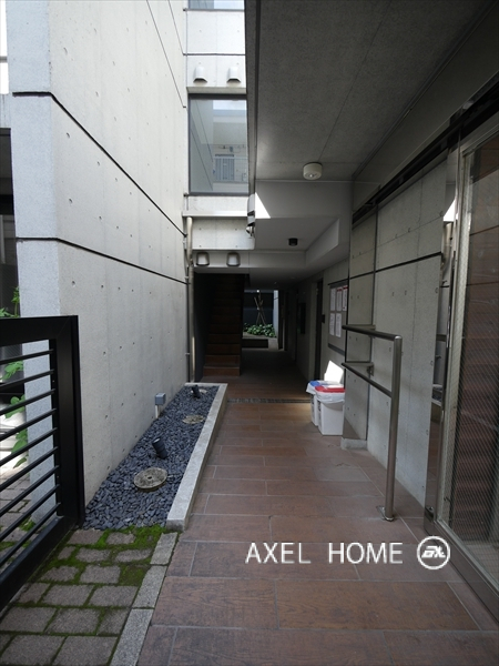 ALERO市谷台町(アレーロ市谷台町)