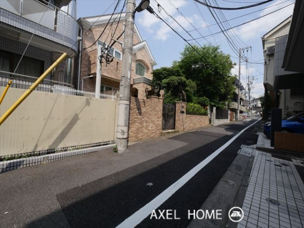 ファミリアワダ