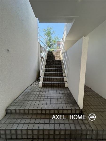 砂土原町テラスハウス