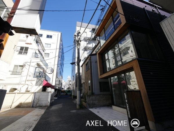 allee de JINGUMAE (アレーデ神宮前)