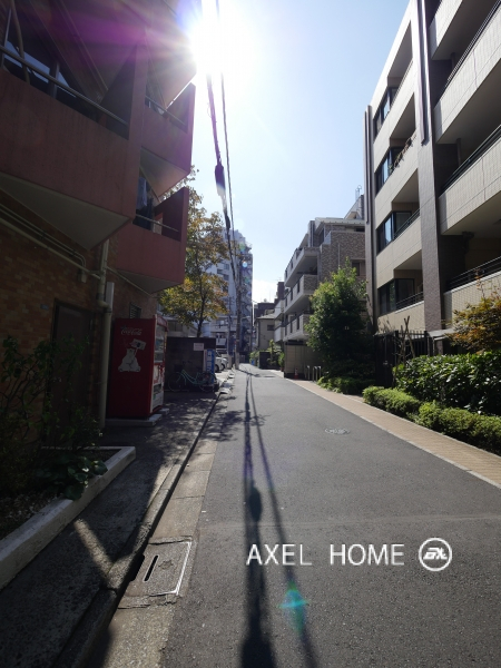 ウエストサイド新宿御苑