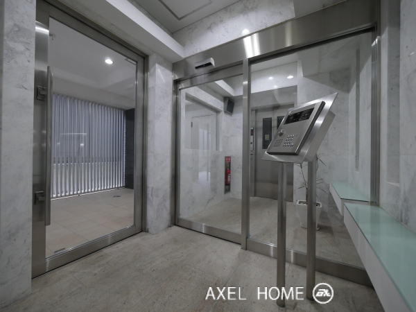 Luxe Yotsuya (リュクス四谷)