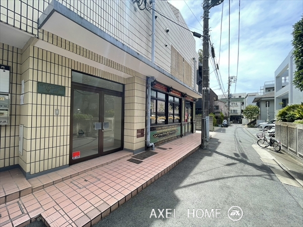 ベルナール青山（事務所・店舗）