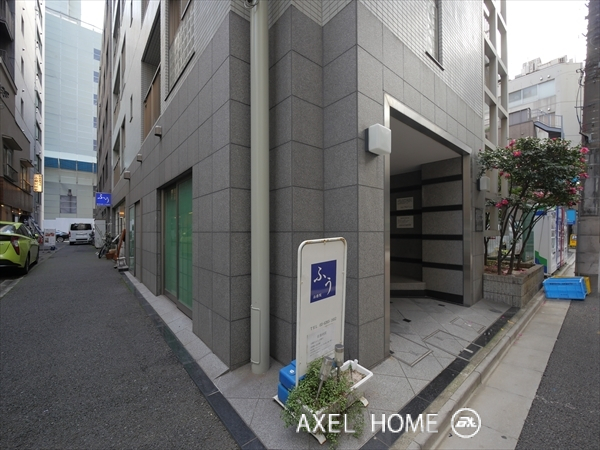 レオーネ三越前