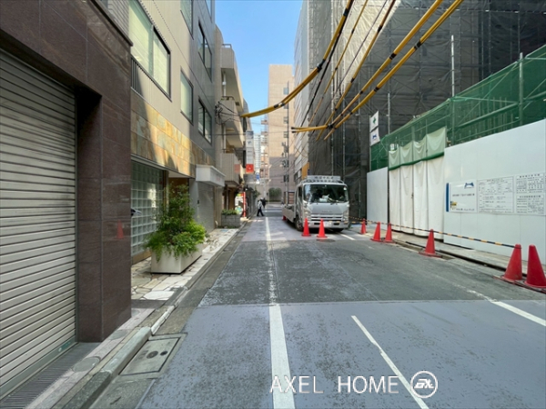ラタンビル