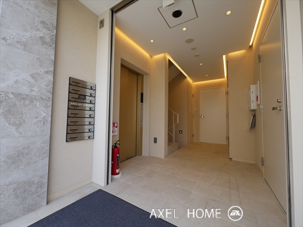 YC表参道第3ビル　(YC OMOTESANDO DAISAN BUILDING)　(店舗)