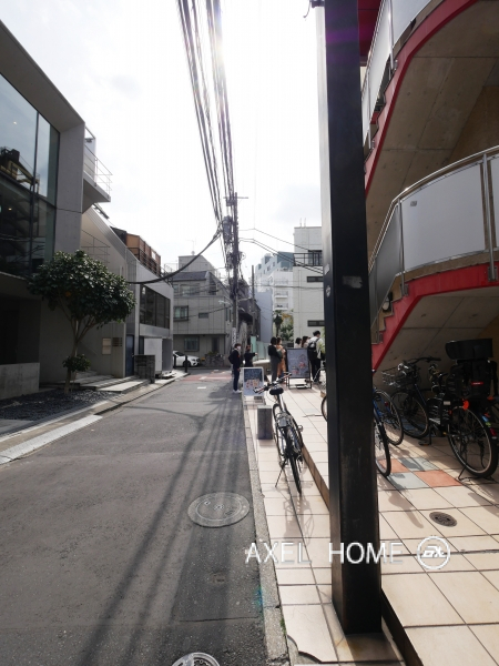 J₋Cube（店舗）