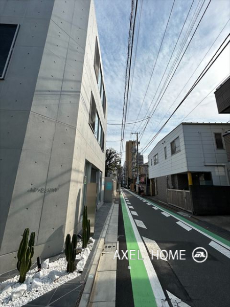ARK PICCIONE東新宿（アークピッチョーネ東新宿）