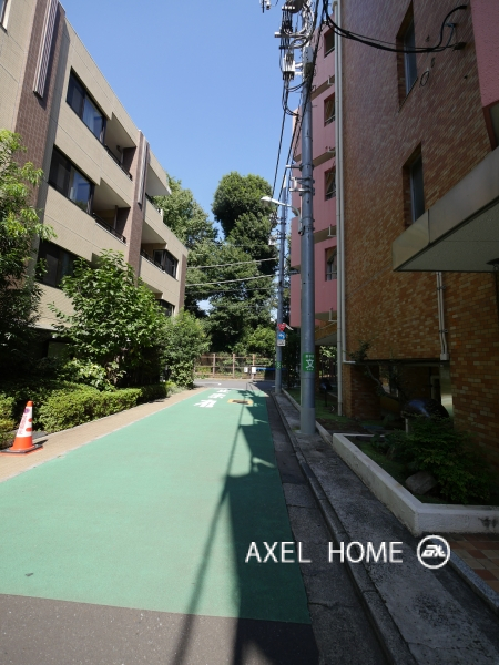 ウエストサイド新宿御苑
