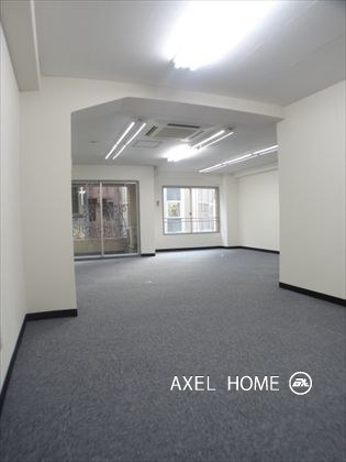 御苑イキビル　