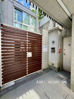 Modelia Brut 北参道（モデリアブリュット北参道）