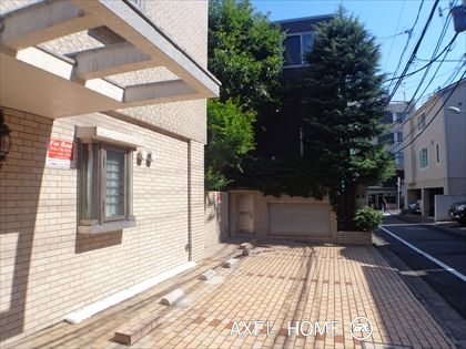赤坂ハウス