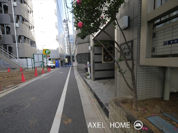 レオーネ三越前