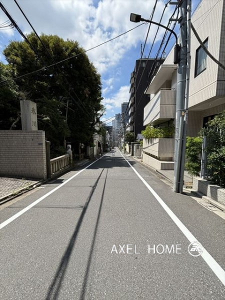 ヒカワザカビル