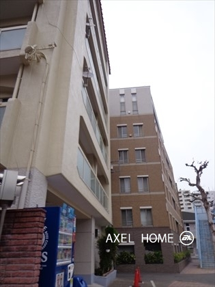 1/3rd ResidenceAkasaka　（ワンサードレジデンスアカサカ）