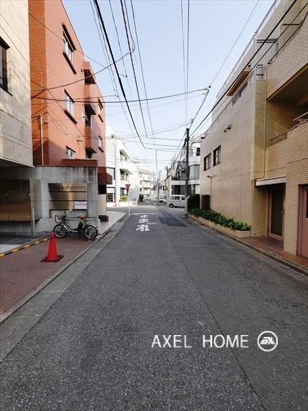 若菜ビル　(事務所)