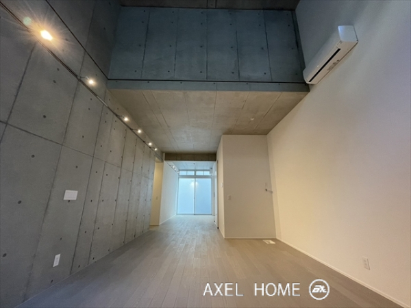 The Room 四谷大京町（ザルーム四谷大京町）