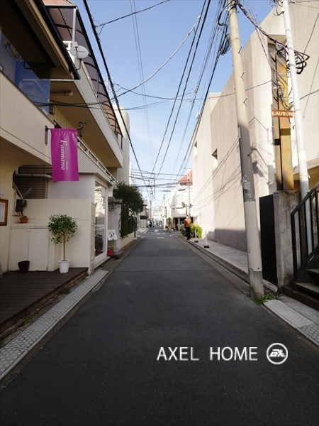 Ｊ－Ｈｏｕｓｅ　（ジェイハウス）