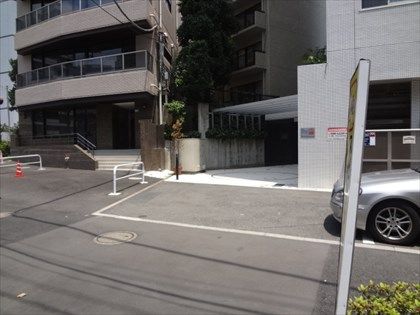 駐車場イメージ3